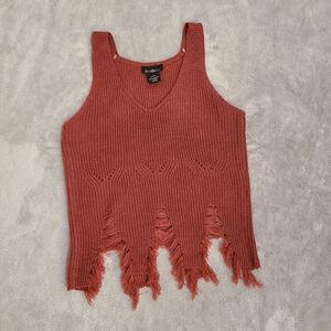 🌿"Runway 7" women distressed hem Top